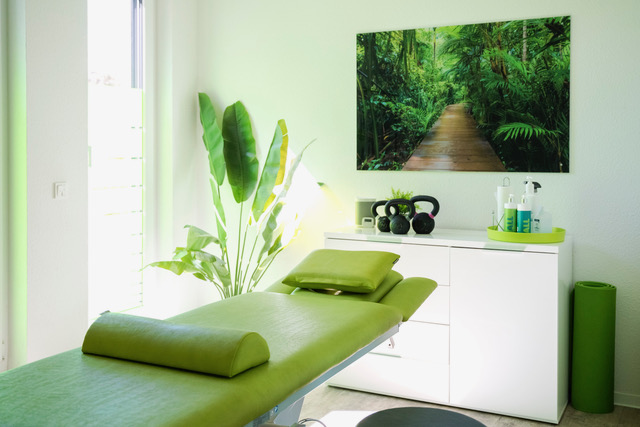 Empfang und Praxisbereich der Physiotherapie Vanessa Lorre in Ehrenfeld